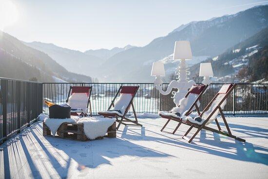 Stochas Food & Drinks